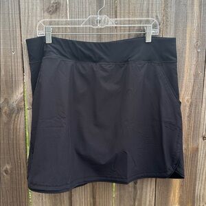 Lands' End Black Skort Size 16